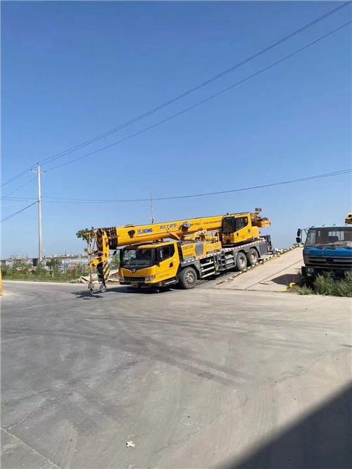 克拉玛依区吊车作业时，可能会产生哪些额外收费项目？